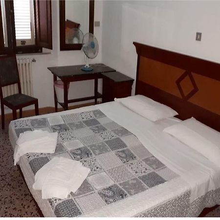 Hotel Stella Фоллоніка Екстер'єр фото